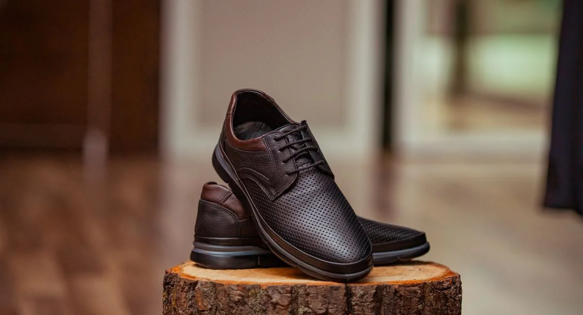Les chaussures homme confortables et élégantes : comment choisir la paire idéale au quotidien ?