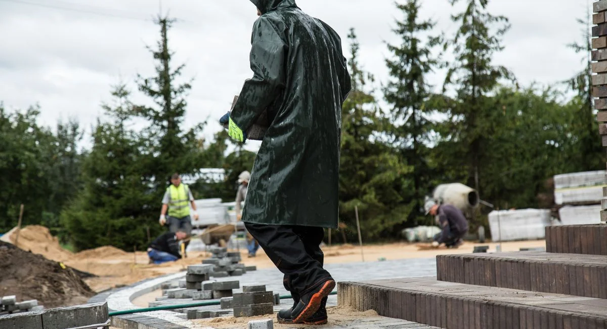 Le choix des vêtements de travail pour homme : conseils et innovations indispensables